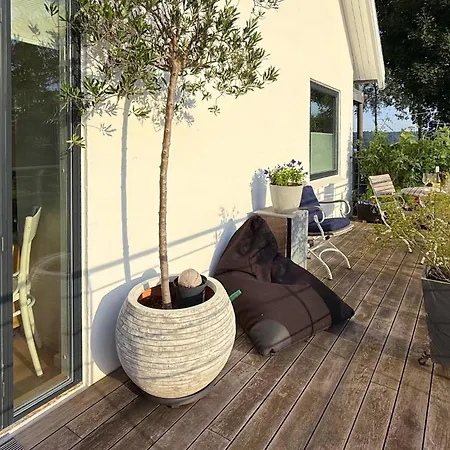 Beautiful Apartment In Vejle Ost With Wifi *